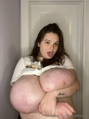 Itskaitiecali OnlyFans Leaked Free Thumbnail Picture - #udTONry2Db