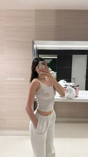 Itskarinatori OnlyFans Leaked Free Thumbnail Picture - #3dpuvtB9DB