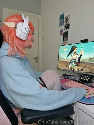 Itskhloelol OnlyFans Leaked Free Thumbnail Picture - #sdgxfjKoeF
