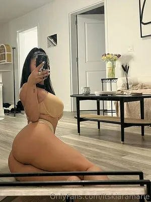 Itskiaramarie OnlyFans Leaked Free Thumbnail Picture - #j9GM8eUNyg