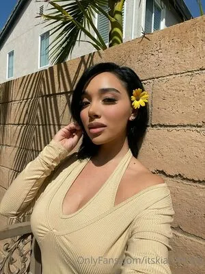 Itskiaramarie OnlyFans Leaked Free Thumbnail Picture - #s8D3O813R8