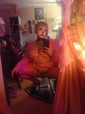Itsklownkitten OnlyFans Leaked Free Thumbnail Picture - #fbipw7Far7