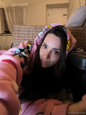 Itsladymay OnlyFans Leaked Free Thumbnail Picture - #O1cMgPTAdd