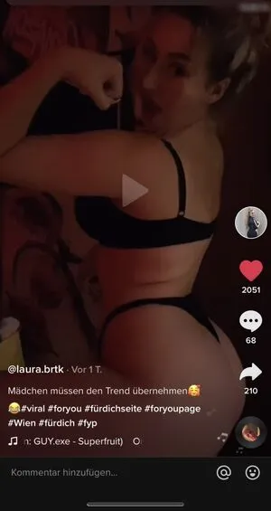 Itslaura Lyy OnlyFans Leaked Free Thumbnail Picture - #5vLEgtyfQ9