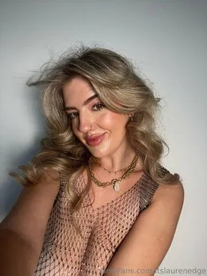 Itslaurenedge OnlyFans Leaked Free Thumbnail Picture - #WybrASsSs9