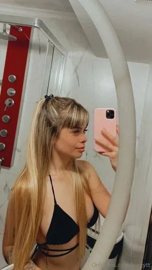 Itsleaaa OnlyFans Leaked Free Thumbnail Picture - #1m1HH3gITx