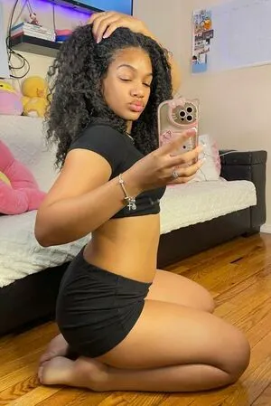 Itslealondon OnlyFans Leaked Free Thumbnail Picture - #p5GOnUZPNI