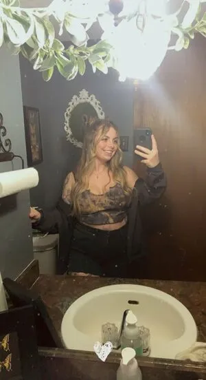 Itsleviosa OnlyFans Leaked Free Thumbnail Picture - #AubynMnKFd