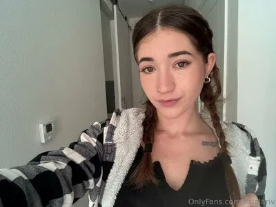 Itslolariv OnlyFans Leaked Free Thumbnail Picture - #uhwzCiX2rV