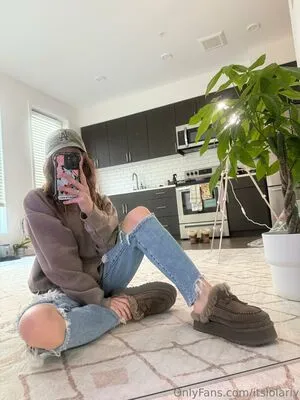 Itslolariv OnlyFans Leaked Free Thumbnail Picture - #yXIkkzxOJt