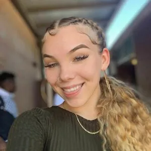Itslovelyava OnlyFans Leaked Free Thumbnail Picture - #9r2pLxqi6i