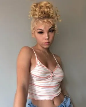 Itslovelyava OnlyFans Leaked Free Thumbnail Picture - #KIW2lHvsIL