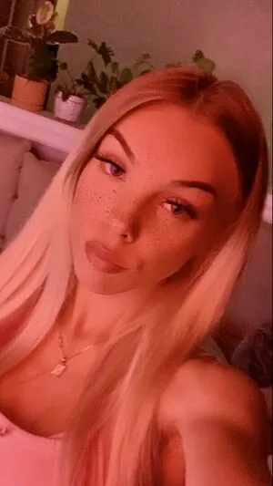 Itslovelyava OnlyFans Leaked Free Thumbnail Picture - #RzQhFnwevL