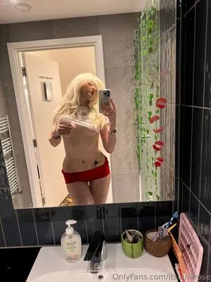 Itslunavip OnlyFans Leaked Free Thumbnail Picture - #E6BcCryp3K