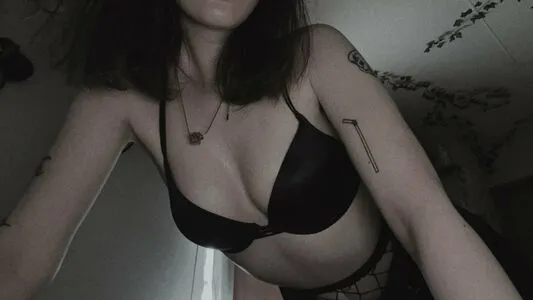 Itsmalic3 OnlyFans Leaked Free Thumbnail Picture - #D4RMGR3969