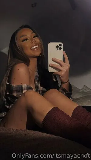 Itsmayakitsune OnlyFans Leaked Free Thumbnail Picture - #gbrp1R81BV