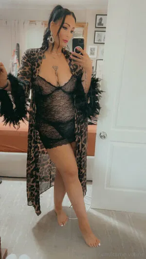Itsme Valirie OnlyFans Leaked Free Thumbnail Picture - #q7GASgDE14