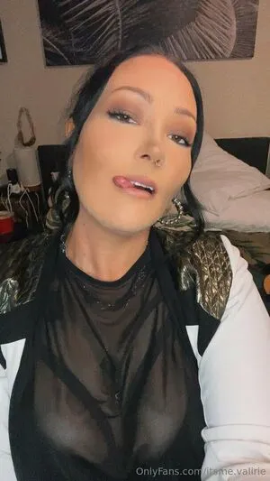 Itsme Valirie OnlyFans Leaked Free Thumbnail Picture - #zE8Tht6z8g