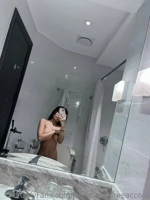 Itsmearra Freeaccount OnlyFans Leaked Free Thumbnail Picture - #E0mE36eL8x