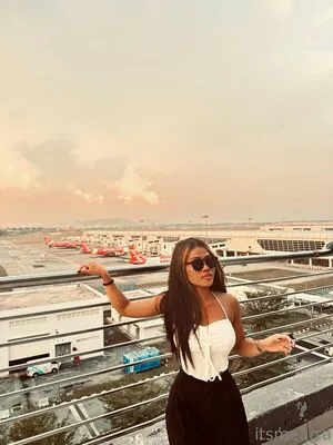 Itsmearra OnlyFans Leaked Free Thumbnail Picture - #Yngv02qMHA