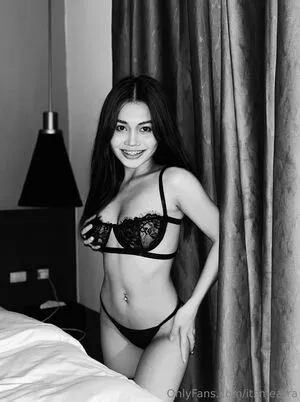 Itsmearra OnlyFans Leaked Free Thumbnail Picture - #t0YMEgKQDR