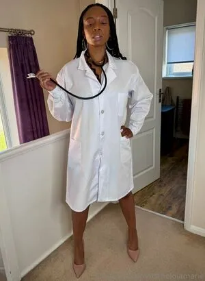 Itsmelolamarie OnlyFans Leaked Free Thumbnail Picture - #4Q19EFCfC0