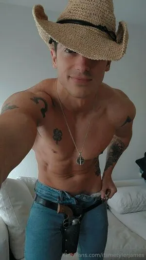 Itsmetylerjames OnlyFans Leaked Free Thumbnail Picture - #W3jK8zydLE