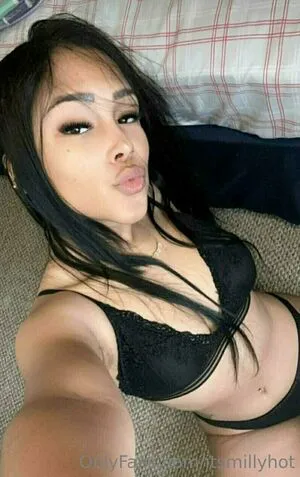 Itsmillyhot OnlyFans Leaked Free Thumbnail Picture - #4RBKEIBMXY