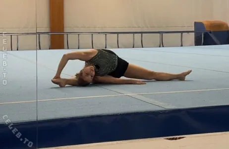 Itsmisabell OnlyFans Leaked Free Thumbnail Picture - #URUt9OCF04