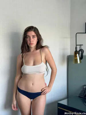 Itsmollyyyrose Again OnlyFans Leaked Free Thumbnail Picture - #J14j02Gl4S