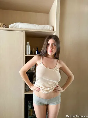 Itsmollyyyrose Again OnlyFans Leaked Free Thumbnail Picture - #oDFIumaK90