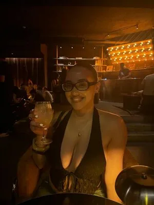 Itsqueennovaa OnlyFans Leaked Free Thumbnail Picture - #0qVP5hApu9