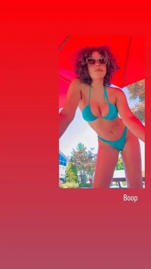 Itsqueennovaa OnlyFans Leaked Free Thumbnail Picture - #Skad0wCAO7