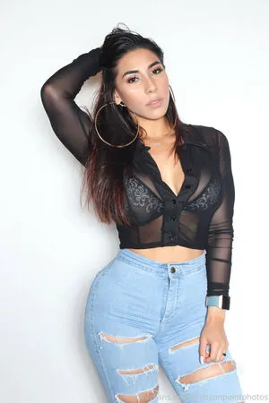 Itssarapr OnlyFans Leaked Free Thumbnail Picture - #MdrvYCYp4a