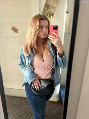 Itsschmolli OnlyFans Leaked Free Thumbnail Picture - #IsMhs3DMak