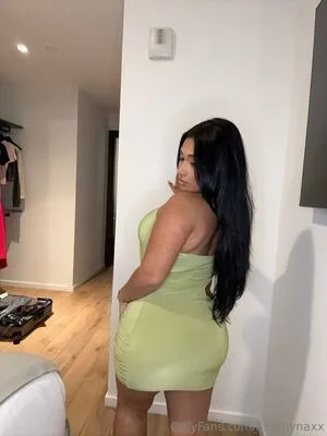 Itsschynaxx OnlyFans Leaked Free Thumbnail Picture - #tYj1pk7Wqi