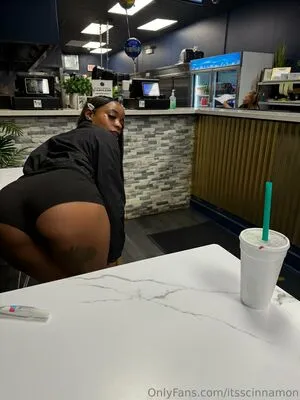 Itsscinnamon OnlyFans Leaked Free Thumbnail Picture - #E0ve8hAabf