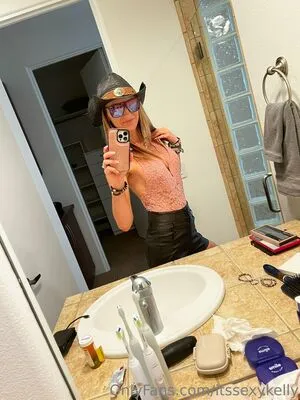 Itssexykelly OnlyFans Leaked Free Thumbnail Picture - #4FK51WVNDQ