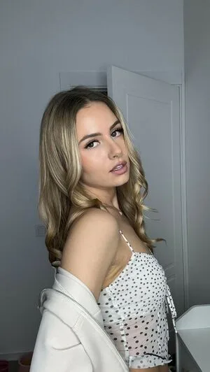 Itssky OnlyFans Leaked Free Thumbnail Picture - #3L4oWrWZxc