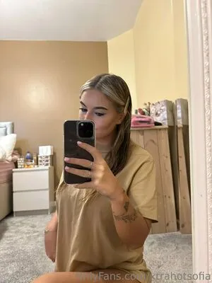 Itssofiabae OnlyFans Leaked Free Thumbnail Picture - #HmniVaHsrl