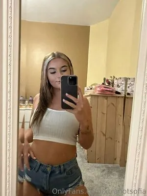 Itssofiabae OnlyFans Leaked Free Thumbnail Picture - #P6EfXAJ8MT