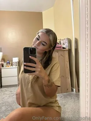 Itssofiabae OnlyFans Leaked Free Thumbnail Picture - #P9j7vOXoFY