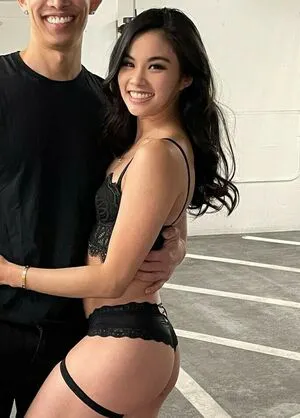 Itssosunny OnlyFans Leaked Free Thumbnail Picture - #MZk4oc3VeC