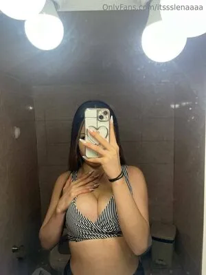 Itssslenaaaa OnlyFans Leaked Free Thumbnail Picture - #ShF2bCSbw8