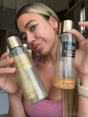 Itssstella OnlyFans Leaked Free Thumbnail Picture - #ADfyR8lV9H