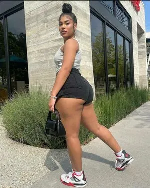 Itstherealjade OnlyFans Leaked Free Thumbnail Picture - #GEFPMJavs0