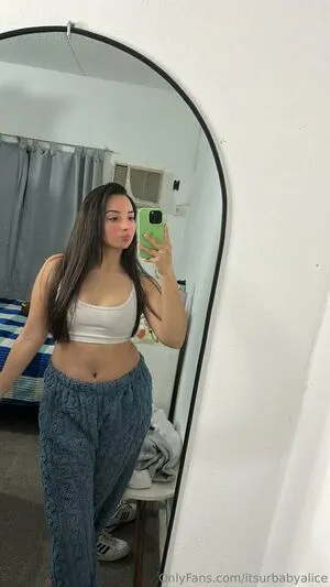 Itsurbabyalice OnlyFans Leaked Free Thumbnail Picture - #ATYY0STCAk