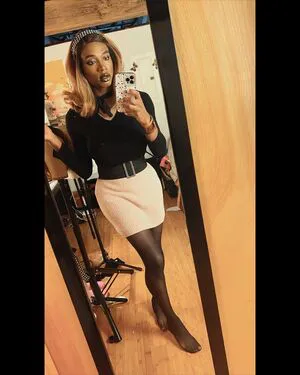 Itsvaleriemay OnlyFans Leaked Free Thumbnail Picture - #ny76AovKR8