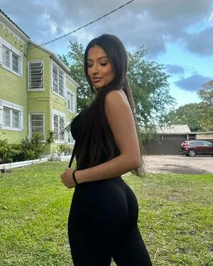 Itsveeroe OnlyFans Leaked Free Thumbnail Picture - #987UZWF0V1