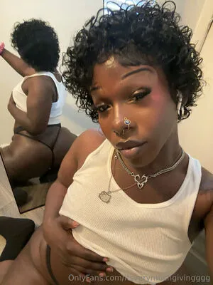 Itsverymuchgivingggg OnlyFans Leaked Free Thumbnail Picture - #XZZ3MzNxQj